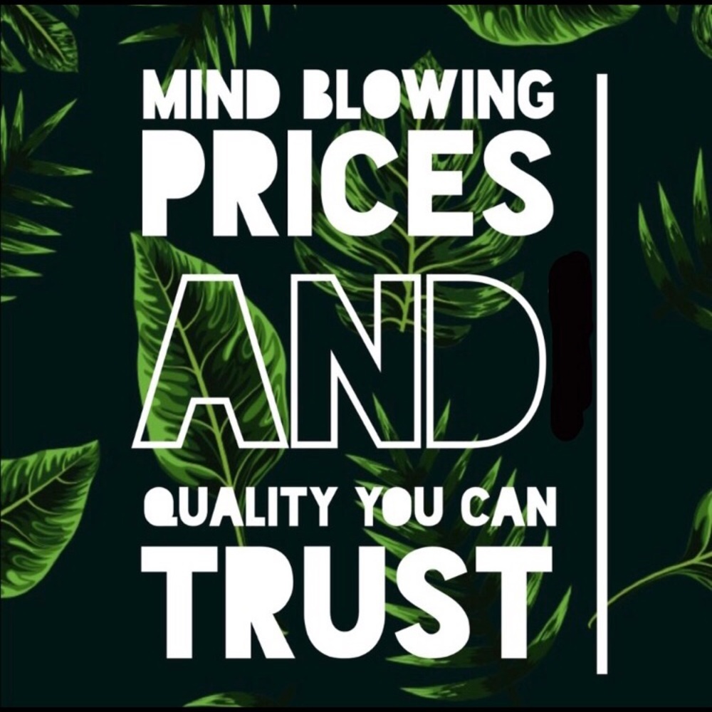 Closet Reopened!! ✨ A Seller You Can Trust!! ✨ - Picture 3 of 8